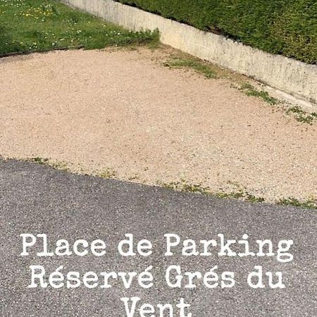 Au Gres Du Vent Ruy-Montceau Exterior foto