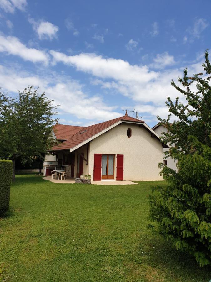 Au Gres Du Vent Ruy-Montceau Exterior foto